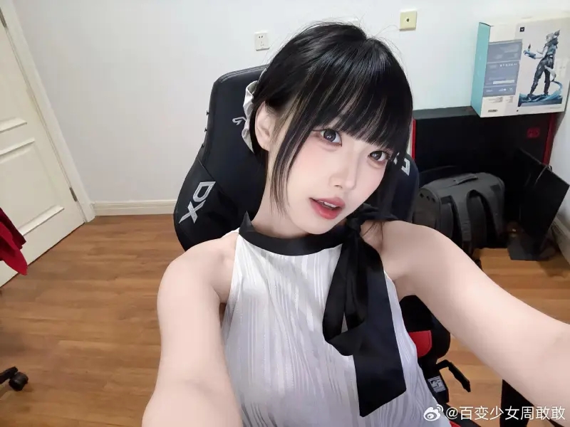 还真是百变少女！主持周敢敢晒照：谢谢生日会大家的参与和支持