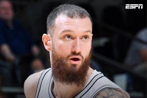 穆凯拉什维利与猛龙队签约两年550万美元合同