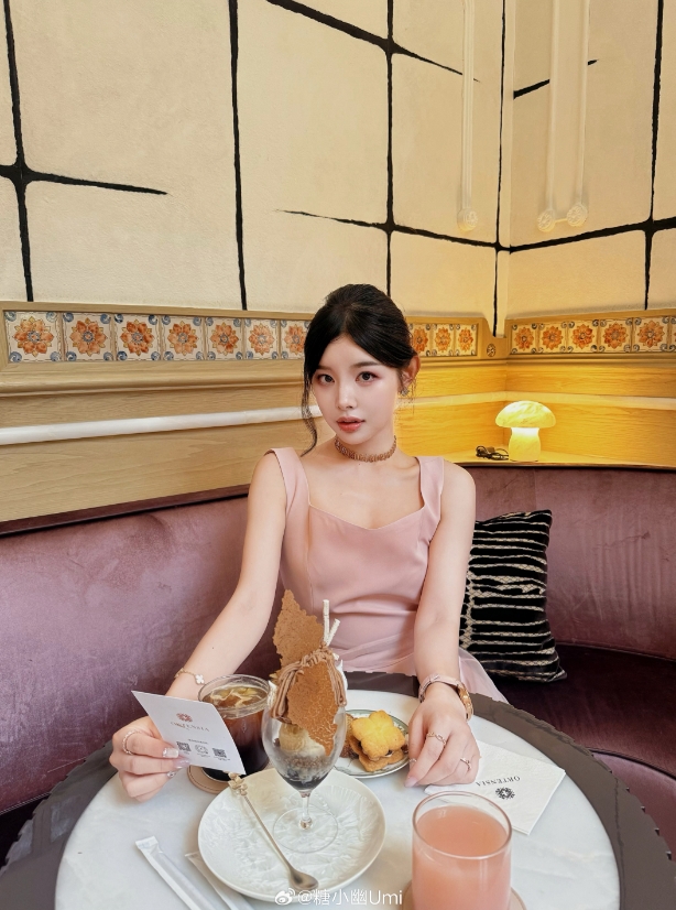 糖小幽晒照：低血糖，要多听甜言蜜语👂