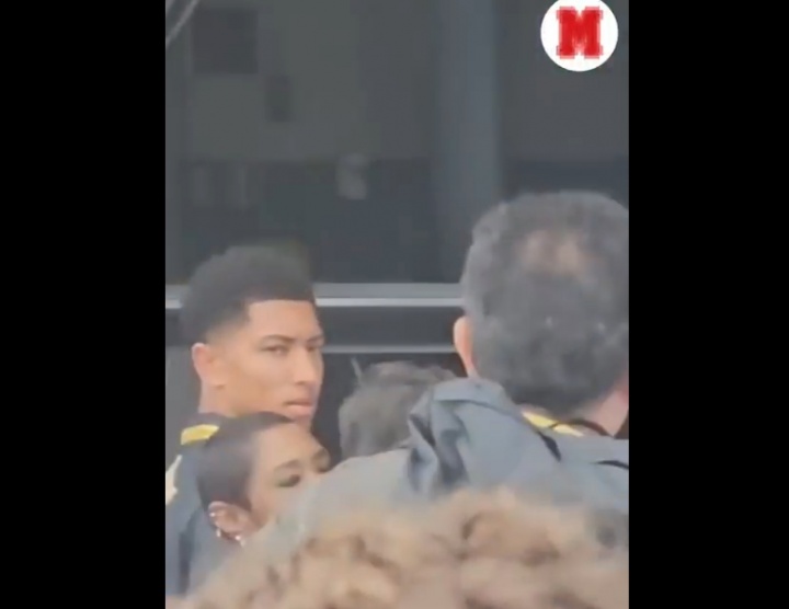 世俱杯半决赛巴黎vs皇马，多特中场乔布-贝林厄姆现场观战