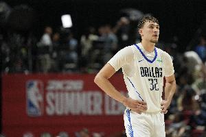 独行侠状元新秀弗拉格接受采访