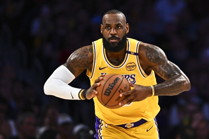 湖人不续约詹姆斯？ESPN名记爆料