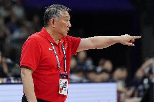 中国女篮夺得亚洲杯季军 宫鲁鸣谈备战与未来展望