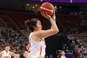 中国女篮大胜新西兰 刘仪伟：小组赛只是为后面积累