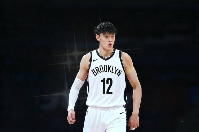 【曾凡博】媒体人：我听说曾凡博会代表篮网出战NBA中国赛 预测双向合同有戏(图4)