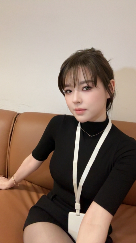 前PUBG美女选手沫子晒照:今日妆造