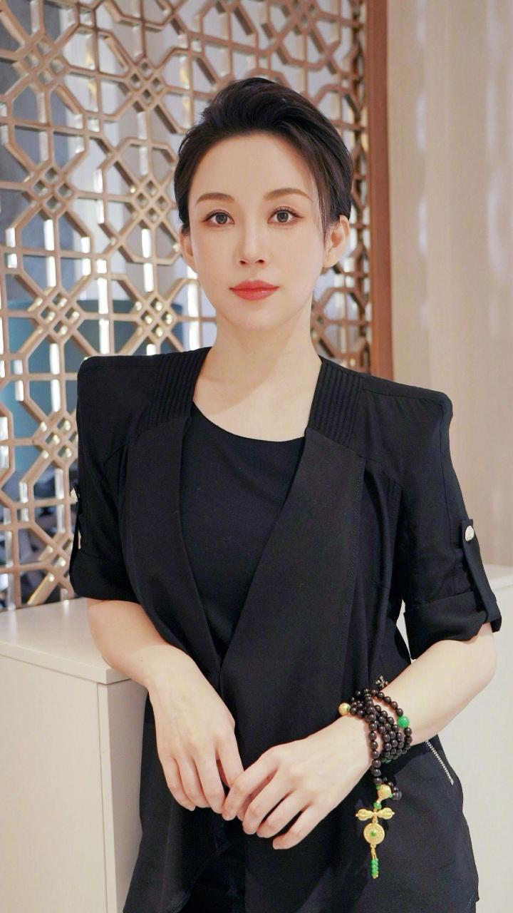 【推荐】决赛日!直播吧体育女神大赛终局之战,谁能问鼎巅峰?(图10) 【推荐】决赛日!直播吧体育女神大赛终局之战,谁能问鼎巅峰?(图10)