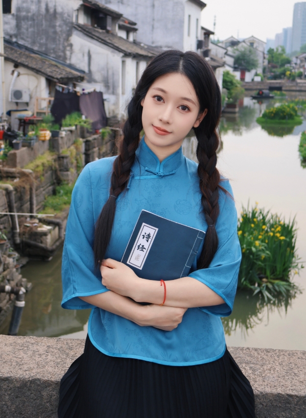 【推荐】决赛日!直播吧体育女神大赛终局之战,谁能问鼎巅峰?(图4) 【推荐】决赛日!直播吧体育女神大赛终局之战,谁能问鼎巅峰?(图4)