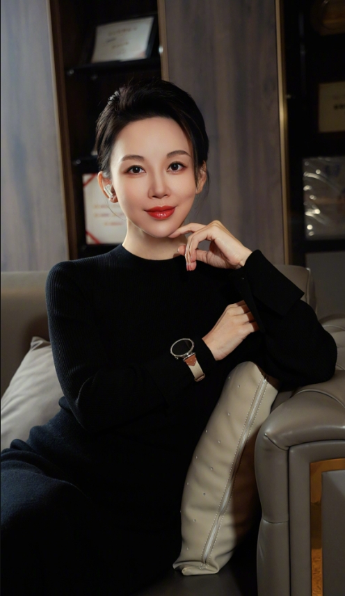 【推荐】决赛日!直播吧体育女神大赛终局之战,谁能问鼎巅峰?(图8) 【推荐】决赛日!直播吧体育女神大赛终局之战,谁能问鼎巅峰?(图8)