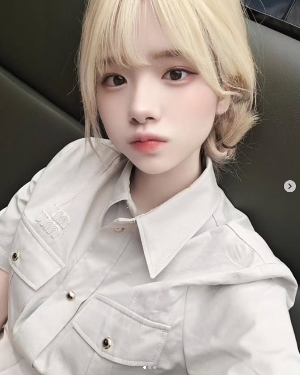 S15韩国二路女主播hitheresooya照片：资深GEN女粉🤤