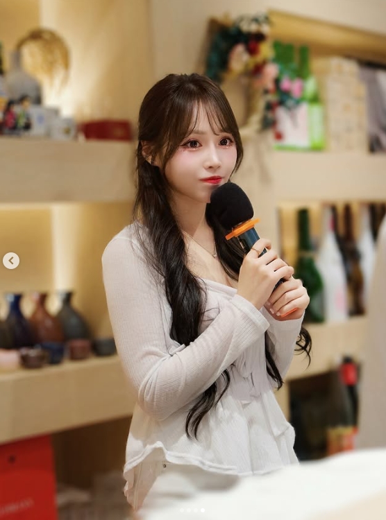 Oner姐姐文慧真晒照:很开心可以跟粉丝们相见!🧡