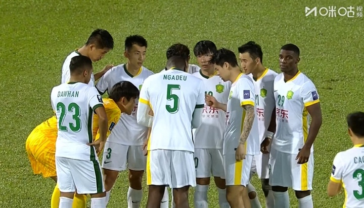 自0-6泰山以来，国安连续8场比赛至少丢掉2球
