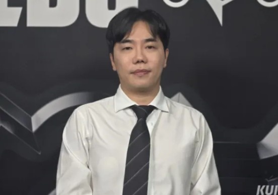 那要夺冠了吗？此前Homme发言：TES要么夺冠要么八强 如今晋级四强