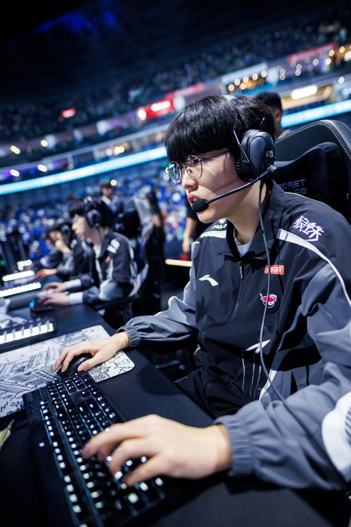 摄影师一村：我离开赛场时见到Tarzan，他没以前那么难过了，心更强了