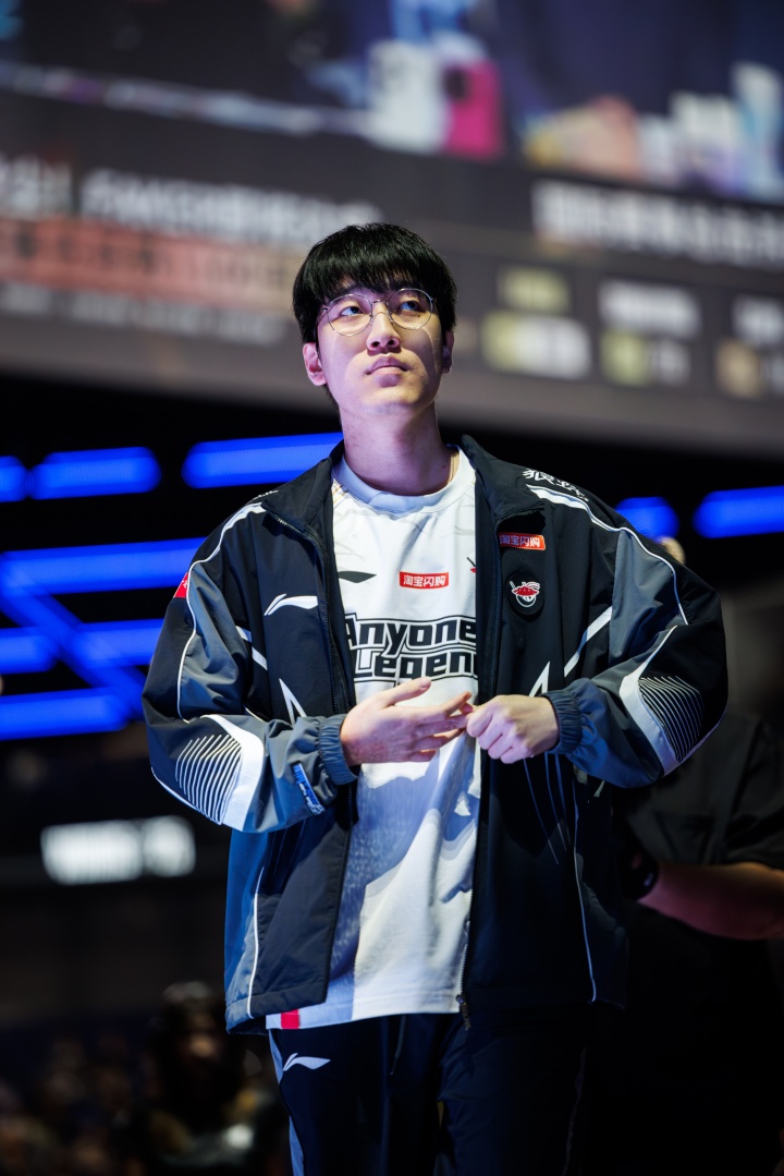 摄影师一村：我离开赛场时见到Tarzan，他没以前那么难过了，心更强了