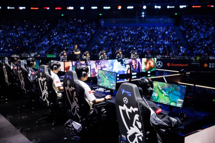 摄影师一村：我离开赛场时见到Tarzan，他没以前那么难过了，心更强了