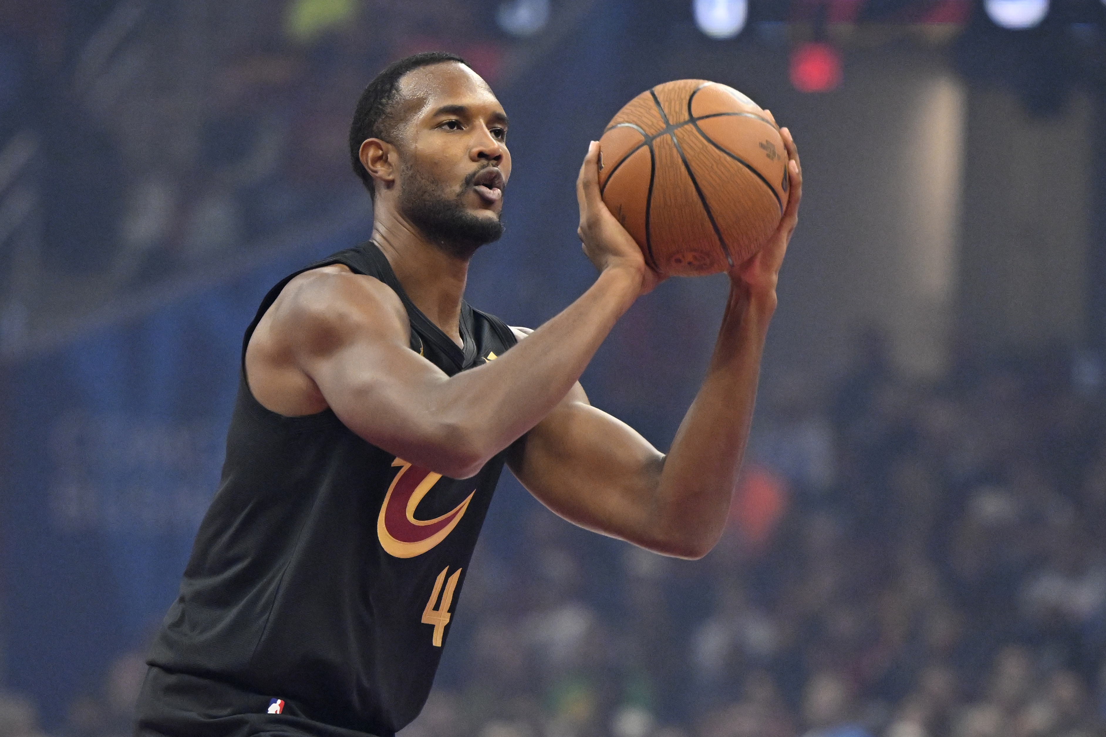 【NBA】莫布里:球队一开始没有找到状态 我们在第四节才步入正轨(图1) 【NBA】莫布里:球队一开始没有找到状态 我们在第四节才步入正轨(图1)