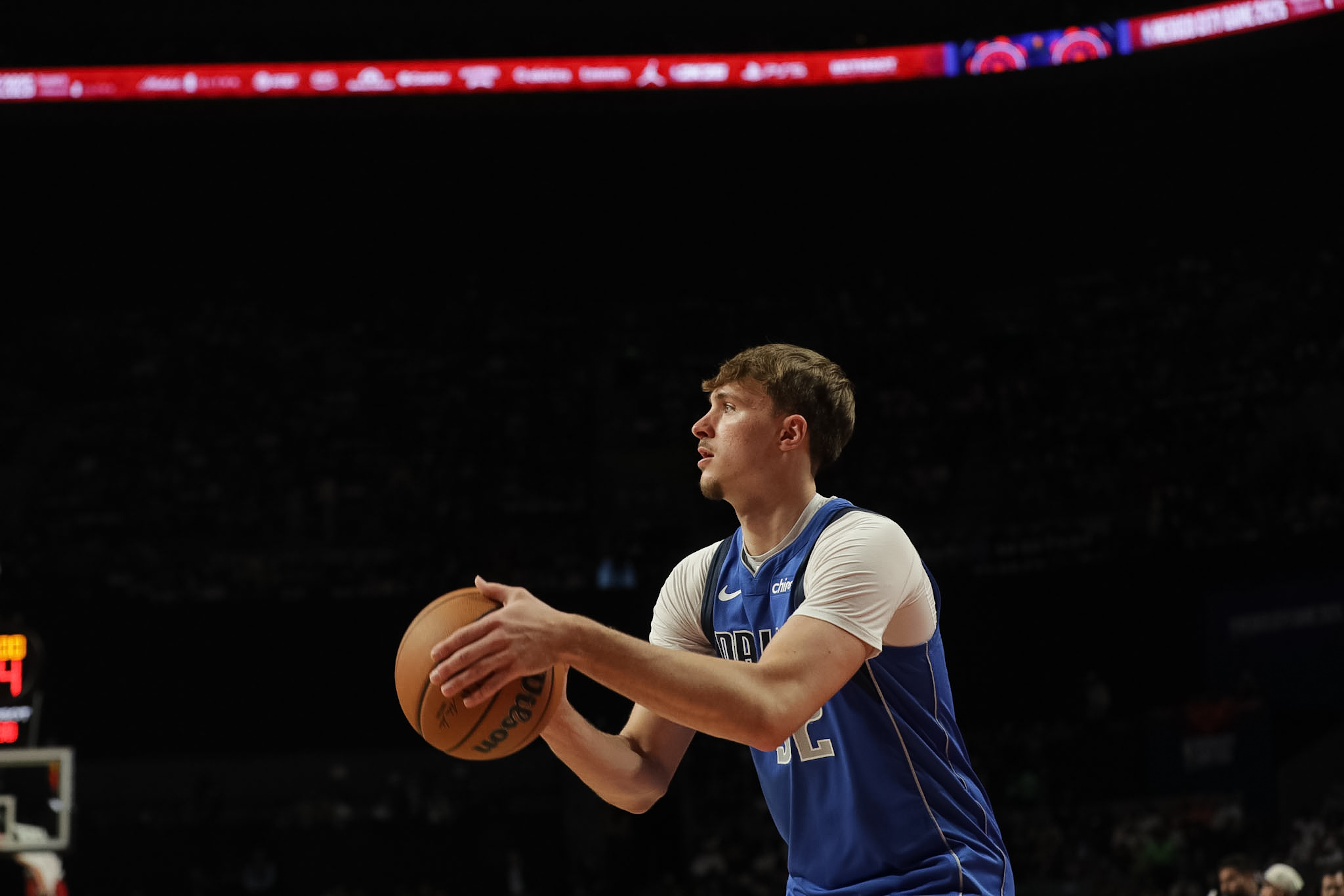 先发制人！弗拉格首节5中4拿到9分4板 三分2中1