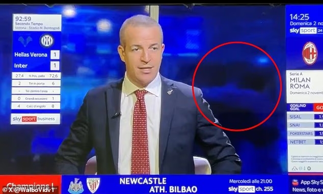 😭邮报：天空体育直播时拍到实习生庆祝国米绝杀，两人惨遭开除