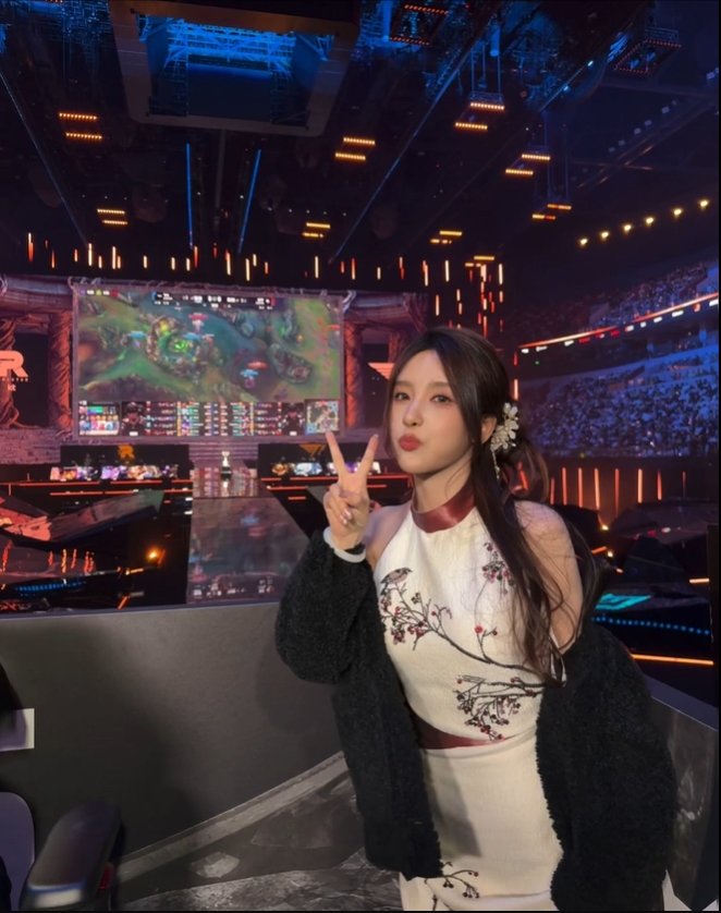 Rita更博晒照：S15对我来说的确也有特别的回忆