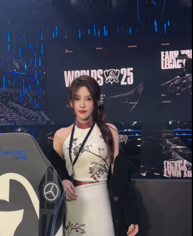 Rita更博晒照：S15对我来说的确也有特别的回忆