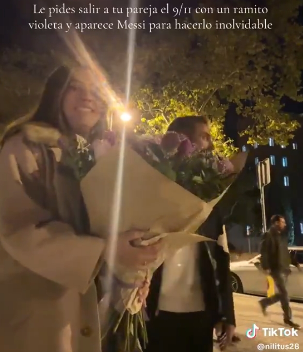 【QY球友会】普通市民梅先生👣巴塞罗那街头一对情侣约会,梅西从其身后走过