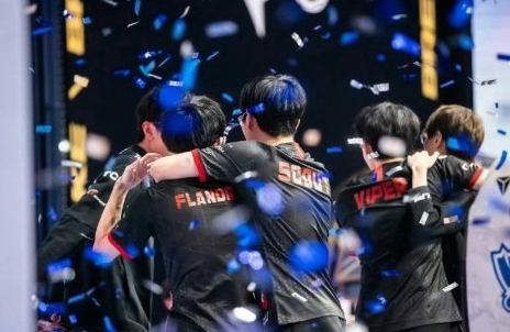 【蜗牛电竞】不全华班了?!LPL爆料人:jd和blg在抢viper