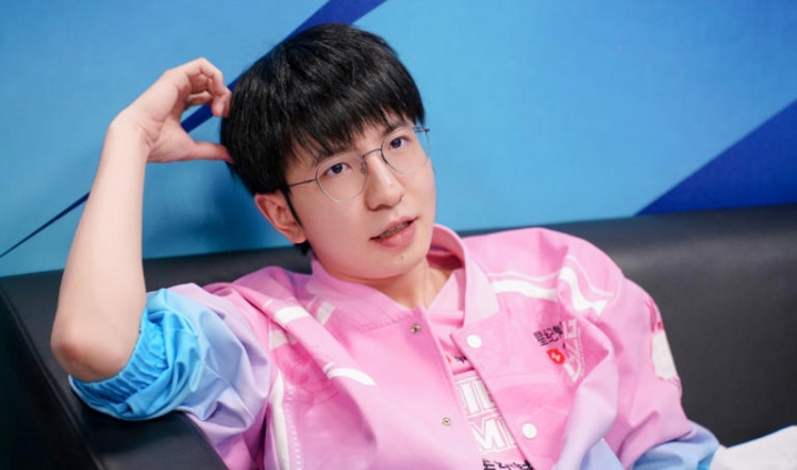 涵艺辟谣朱开爆料的Elk去iG言论：“Elk明天才会决定，别搞乱了”