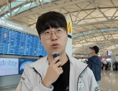 【万博电竞】Kiin:今年印象最深的海外上单是Flandre,带来很多有趣的英雄