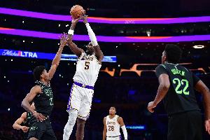 湖人内线尴尬：艾顿能否找回状态引关注