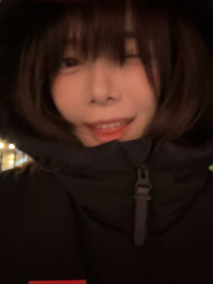 【万博电竞】骆歆晒照:其实我有件重要事想告诉你