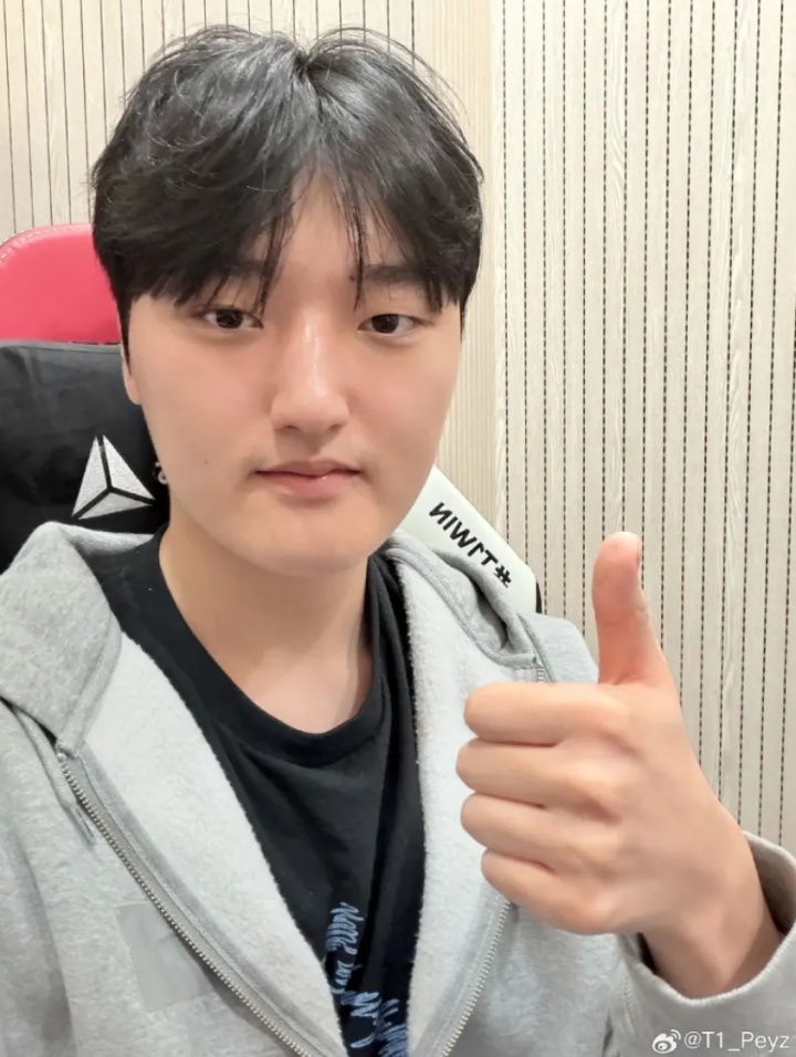 Peyz更新社媒：大家好，请多多关照