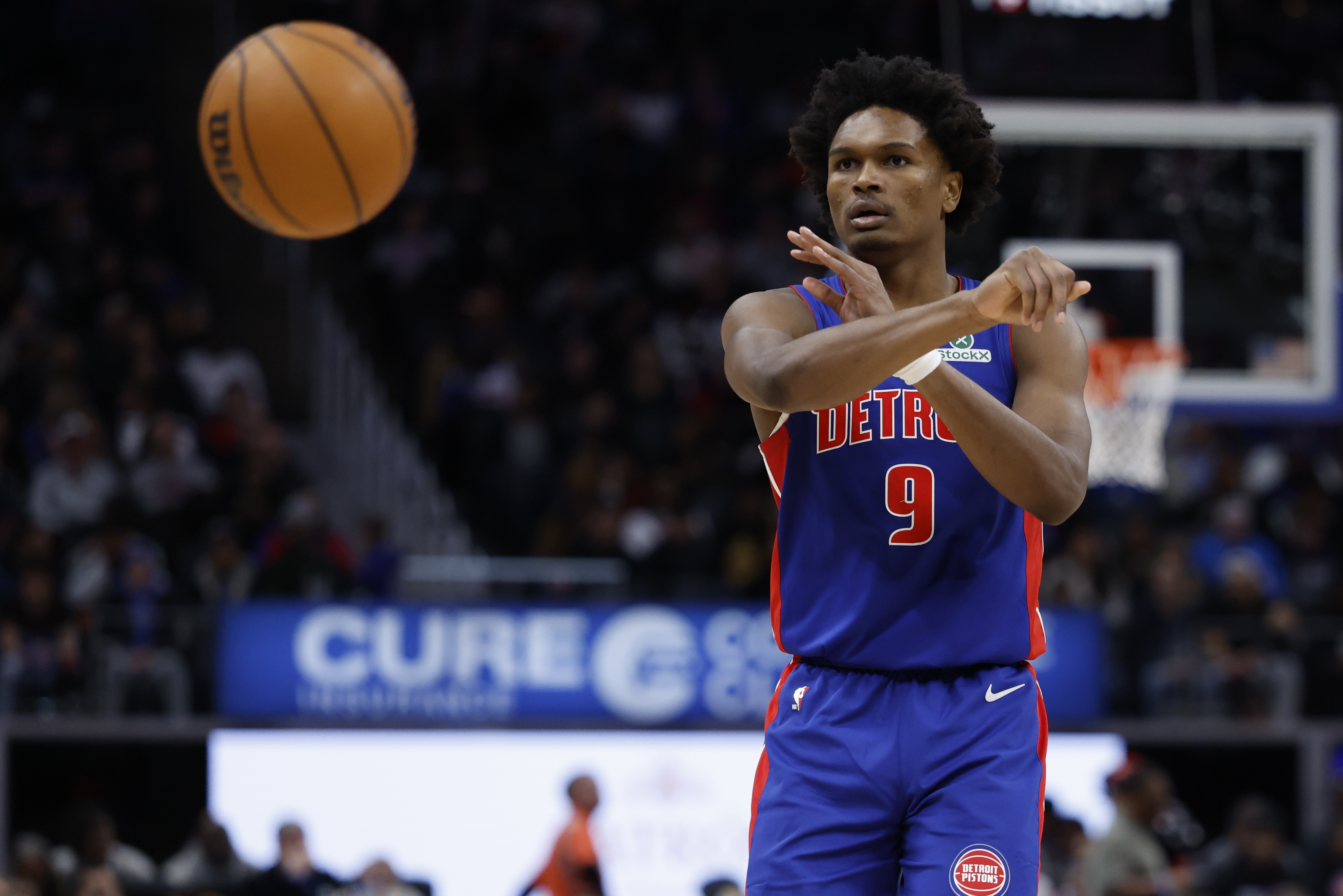 奥萨尔：赛季还有50场还不能放松 时刻告诉自己什么成就都还没有