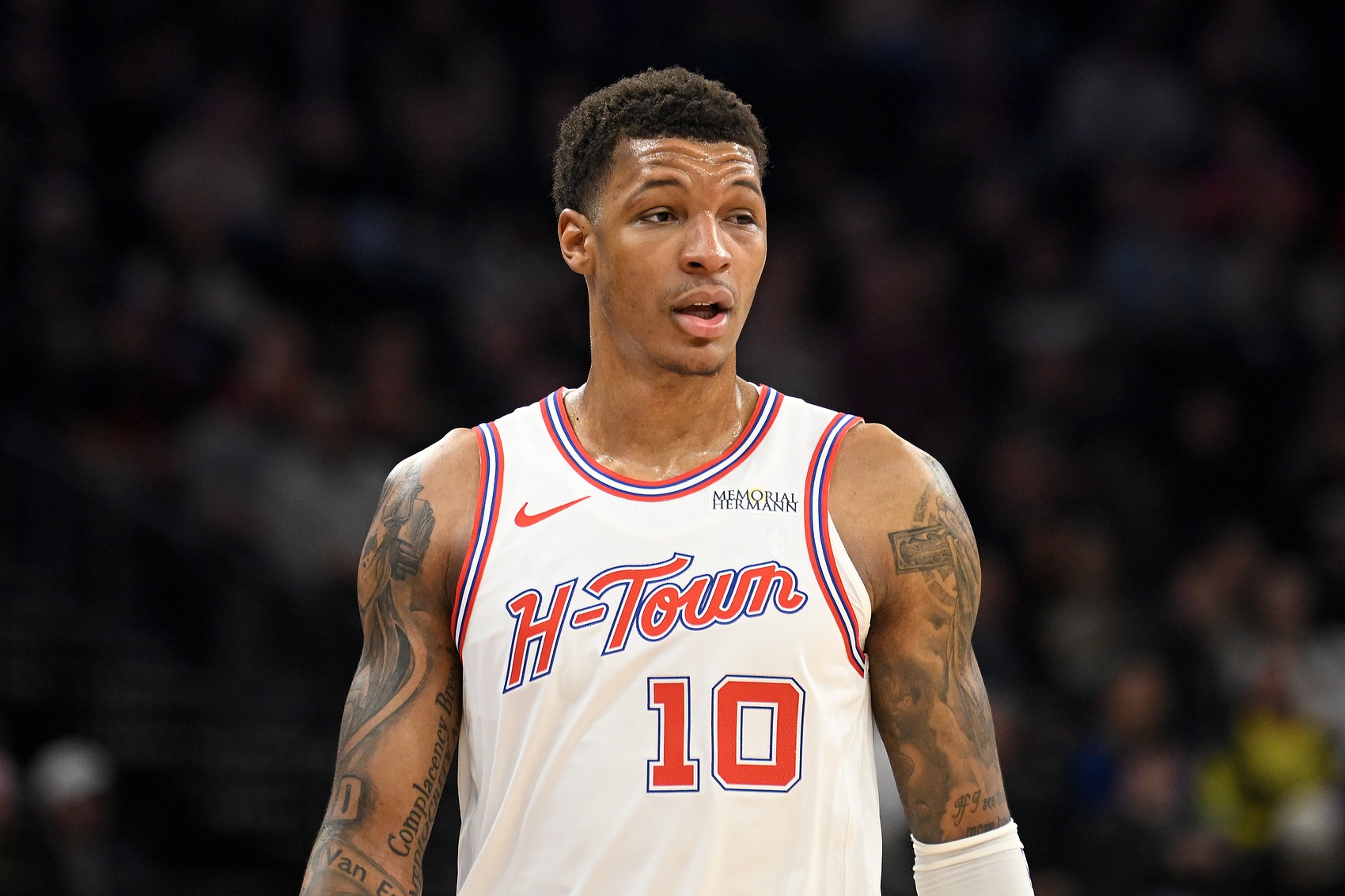  无力回天！小贾巴里·史密斯19中10拿到22分8板 三分7中2