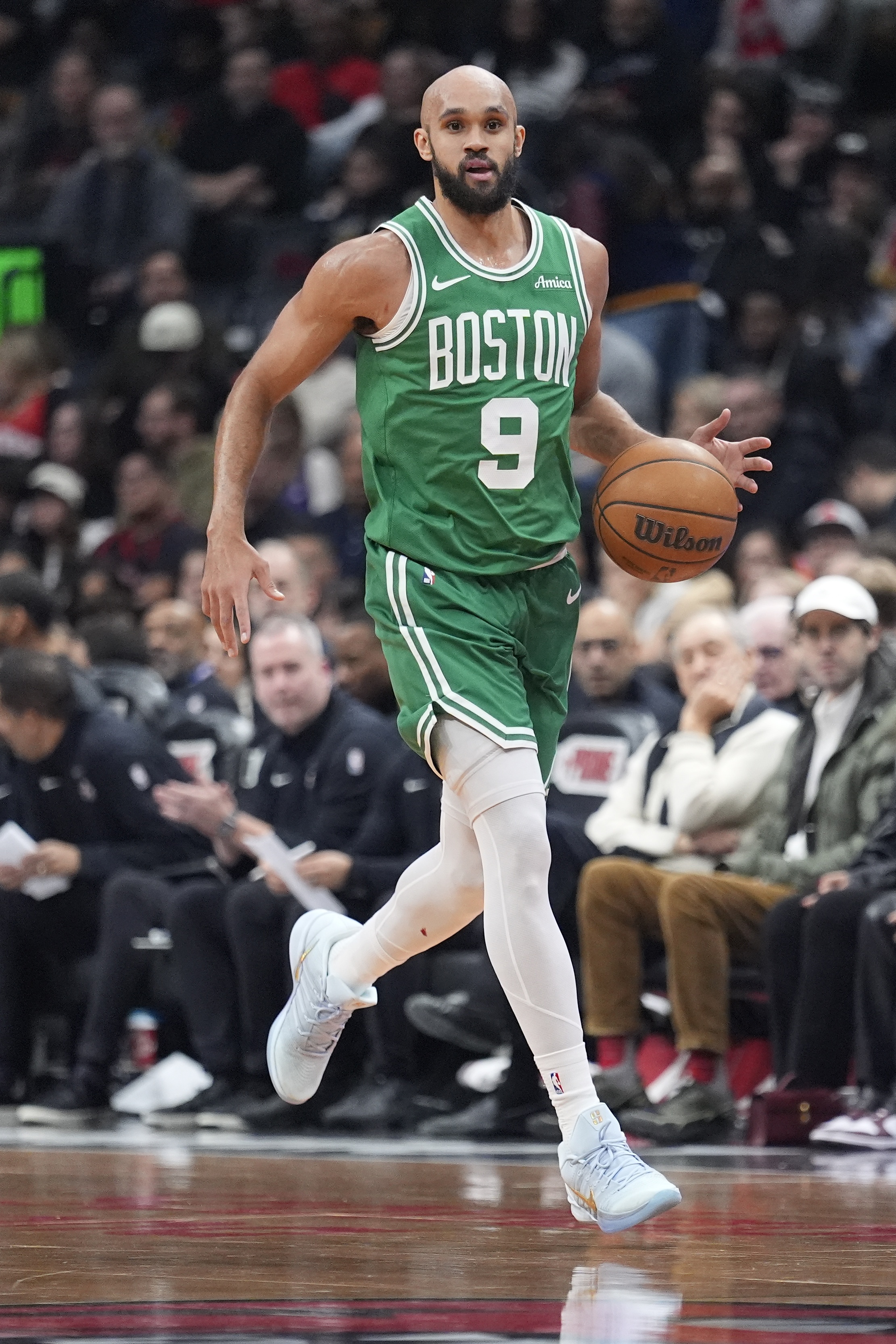 [球迷报道]怀特狂送7帽&平NBA历史后卫单场纪录 比肩麦迪和现国王主帅(图1)