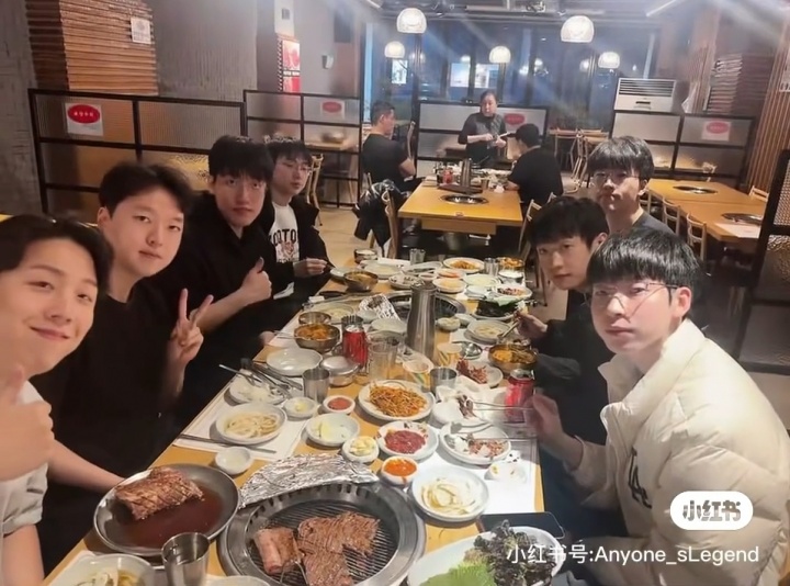 AL官方分享:队伍全员抵达韩国集训!