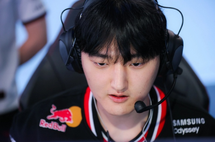 最后一块拼图?刚加入T1就拿下K杯FMVP 你觉得Peyz是一个啥类型的选手?【球盟会】