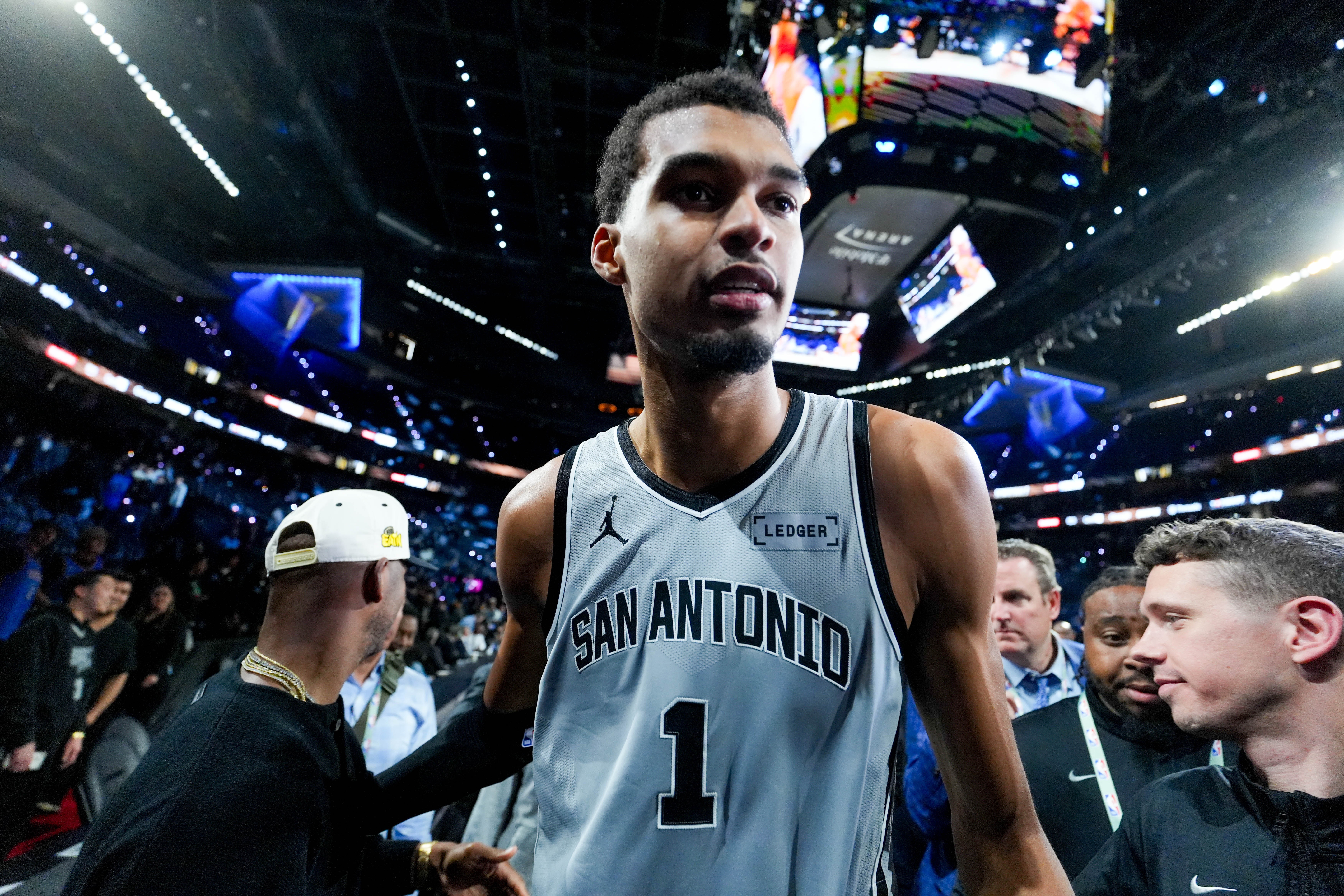 【体育资讯】未来已来!“雷霆狙击者”不止火箭掘金 马刺有文班还追字母哥?(图1) 【体育资讯】未来已来!“雷霆狙击者”不止火箭掘金 马刺有文班还追字母哥?(图1)