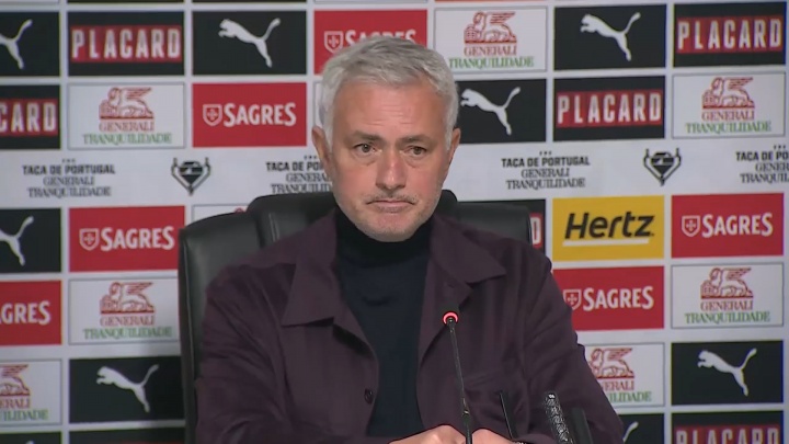 穆帅：我们战绩不佳时不是世界最差球队，战绩不错也并非世界最佳