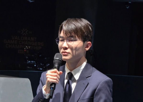 回顾所有S赛决赛!吧友们觉得历届S赛亚军,哪个亚军上单在世界赛上表现最差?