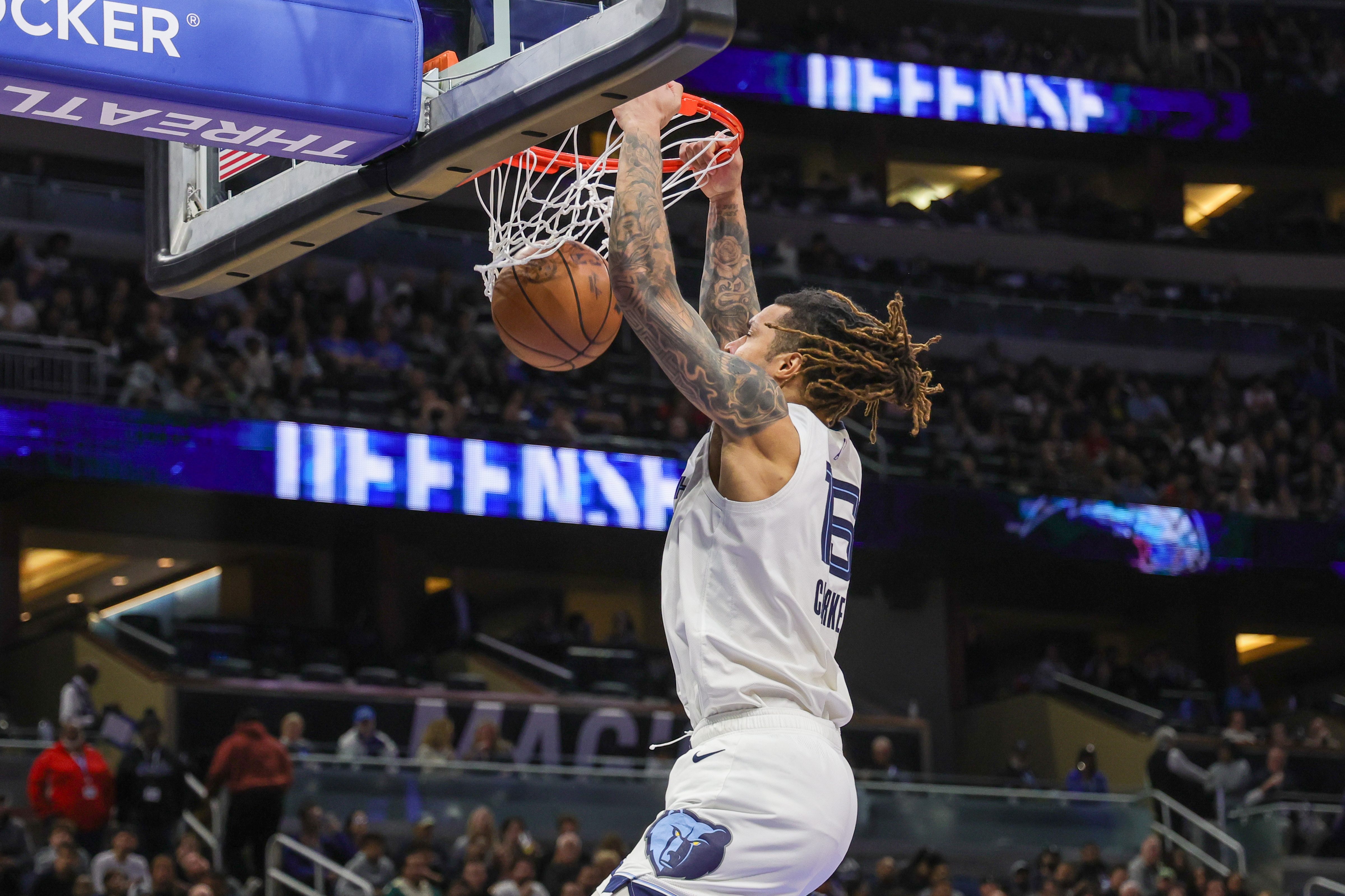 【体育世界】克拉克:能复出赢球的感觉很棒 最大的挑战是找回感觉和节奏(图1) 【体育世界】克拉克:能复出赢球的感觉很棒 最大的挑战是找回感觉和节奏(图1)