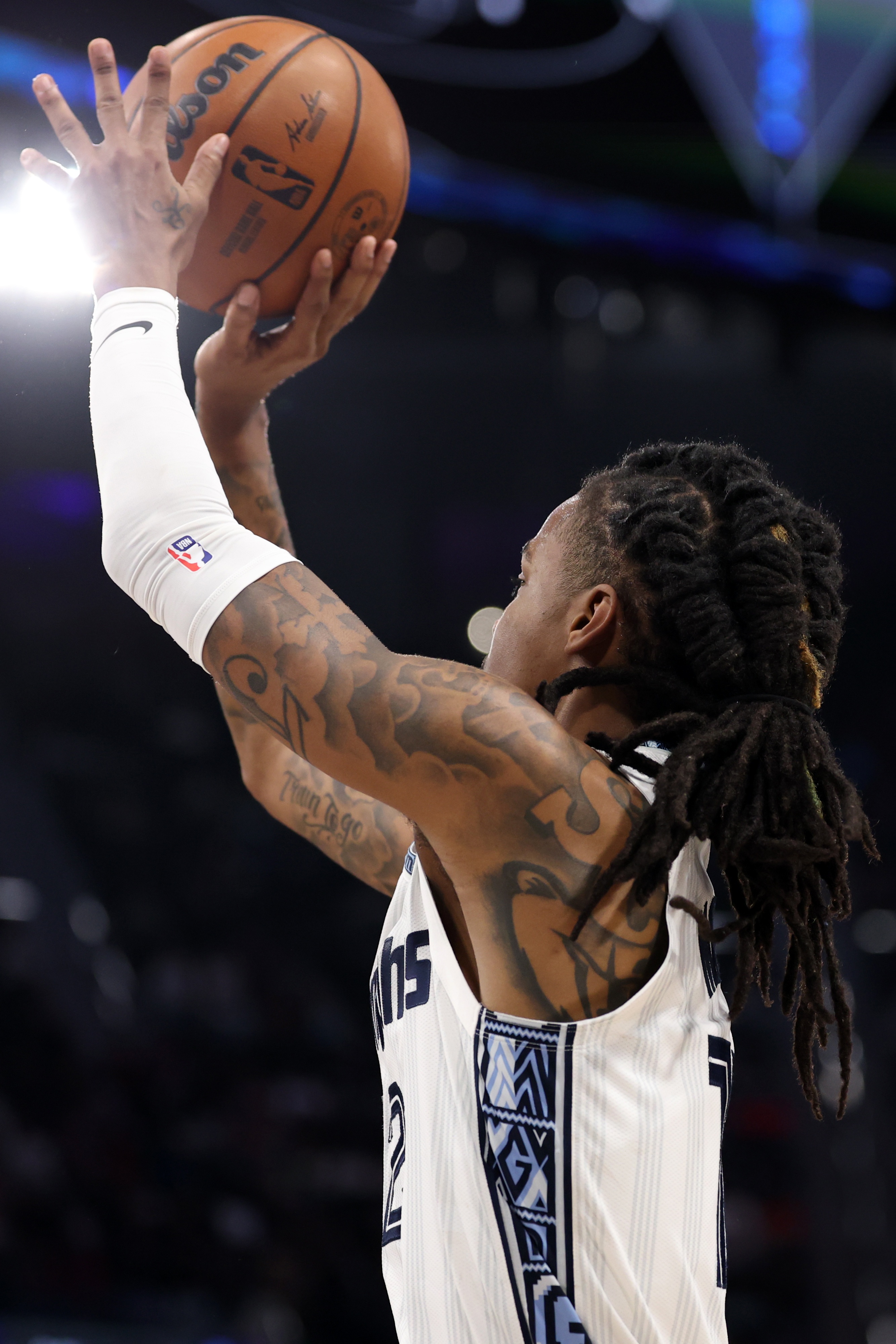 【球迷报道】莫兰特交易价值相比吹杨如何？差不多吧 都换不到选秀权或年轻人(图3)