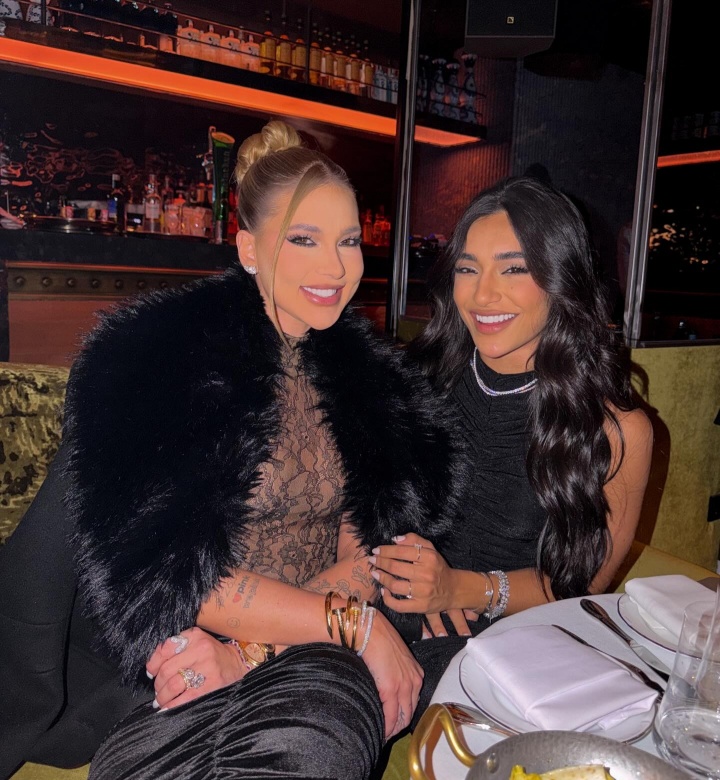 【体育报道】甜甜蜜蜜️维尼修斯女友晒亲密合照,维尼修斯评论:想你了(图5) undefined