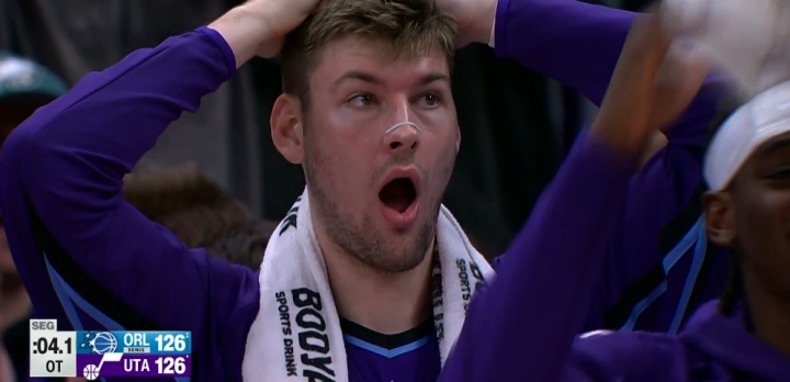 [爵士]刺激！基昂特·乔治3+1绝杀 贝恩轻松上篮反绝杀！(图2)