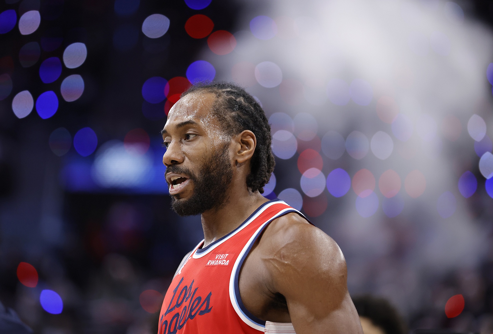 [有趣体育]小卡近4战共砍156分&罚进45球&送6帽&正负值合计+78 皆生涯新高(图1)