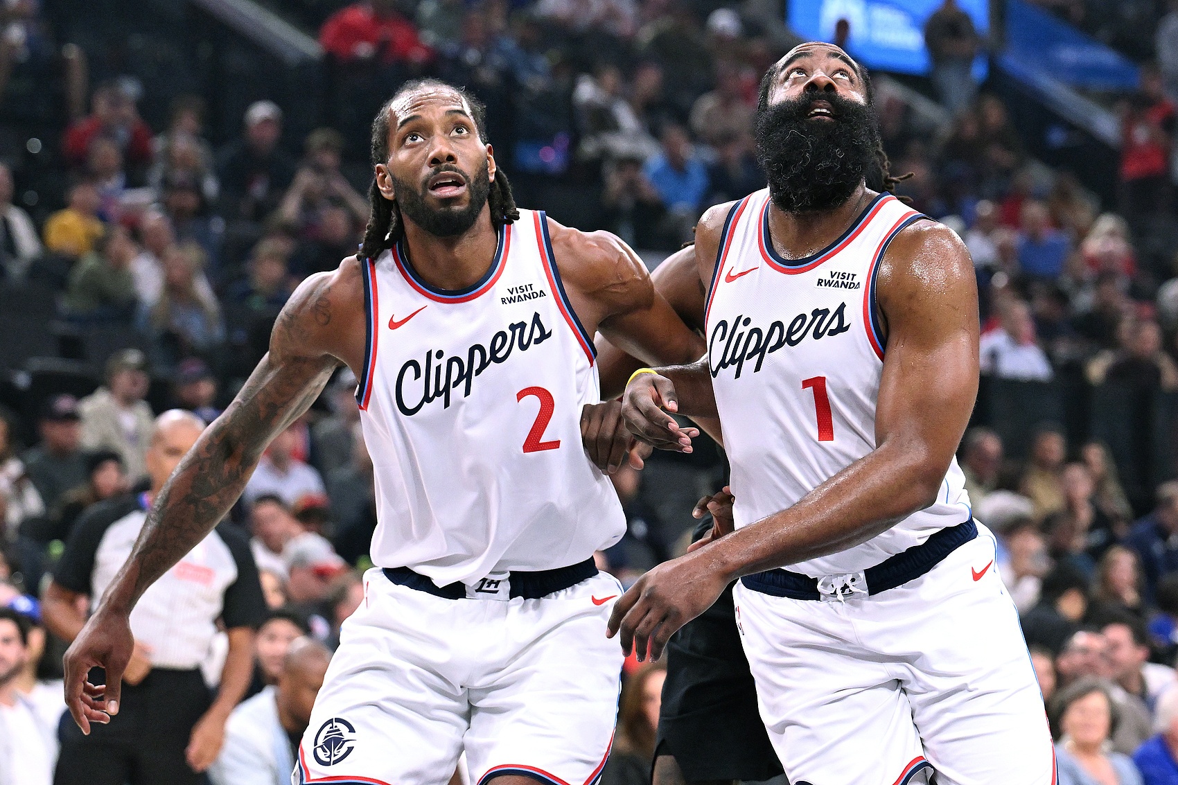 [好看推荐]哈登：一旦小卡达到甜点位 防守者就无能为力了 只看他自己的手感(图1)