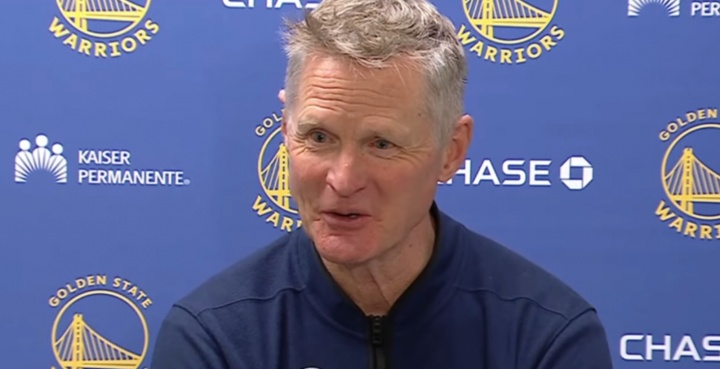 【NBA】库里获MVP呼声!科尔:从未见过不爱库里的球迷 总决骑士客场例外(图1) 【NBA】库里获MVP呼声!科尔:从未见过不爱库里的球迷 总决骑士客场例外(图1)