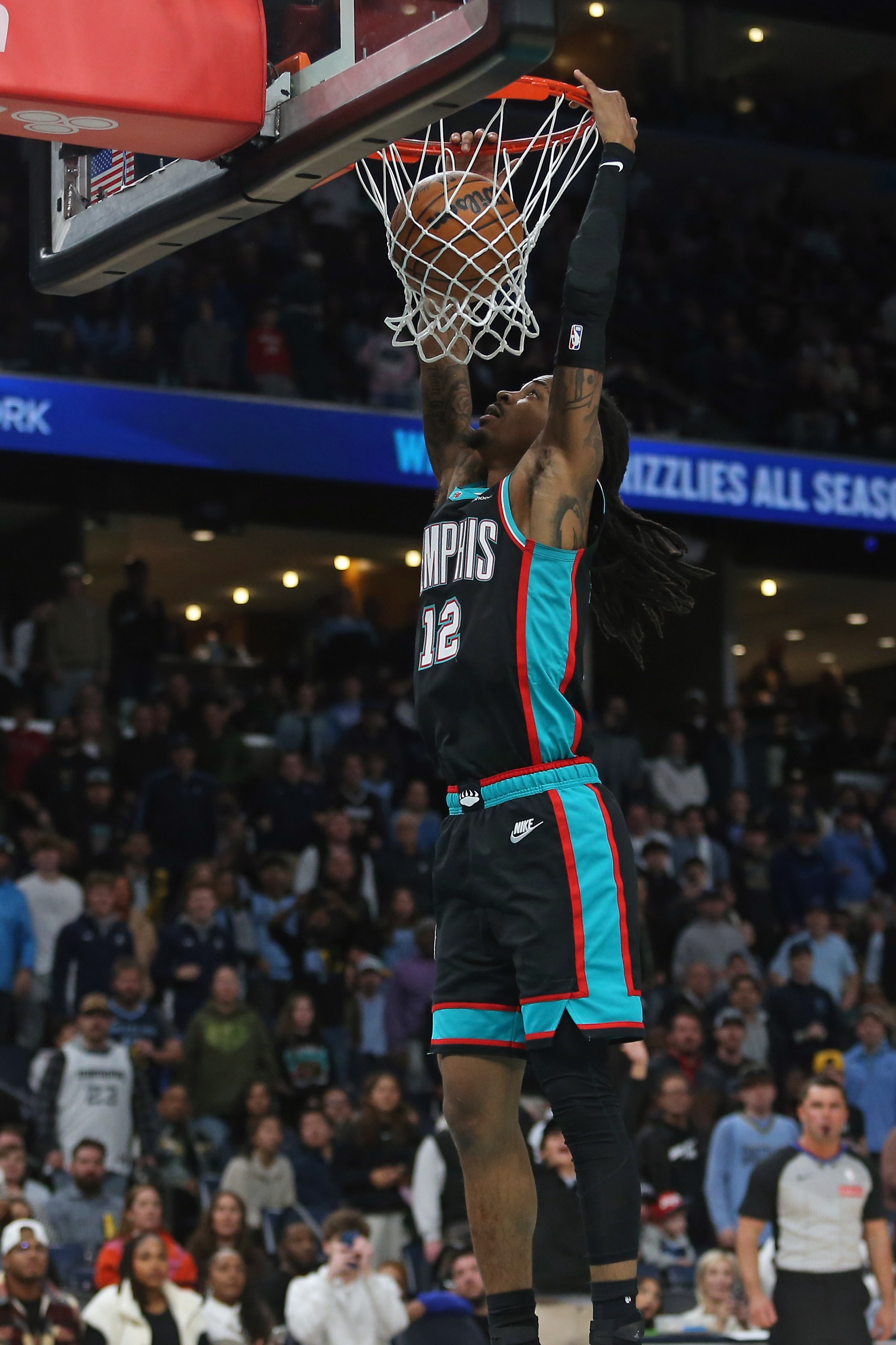 [体育世界]现在的吹杨&莫兰特&三球 就像十年前的希伯特 成了尴尬的版本弃子(图3)