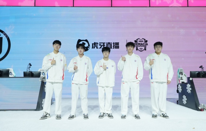 【万博电竞】LGD官方发文：我们会在26年用更好的比赛表现来回报大家的应援与支持