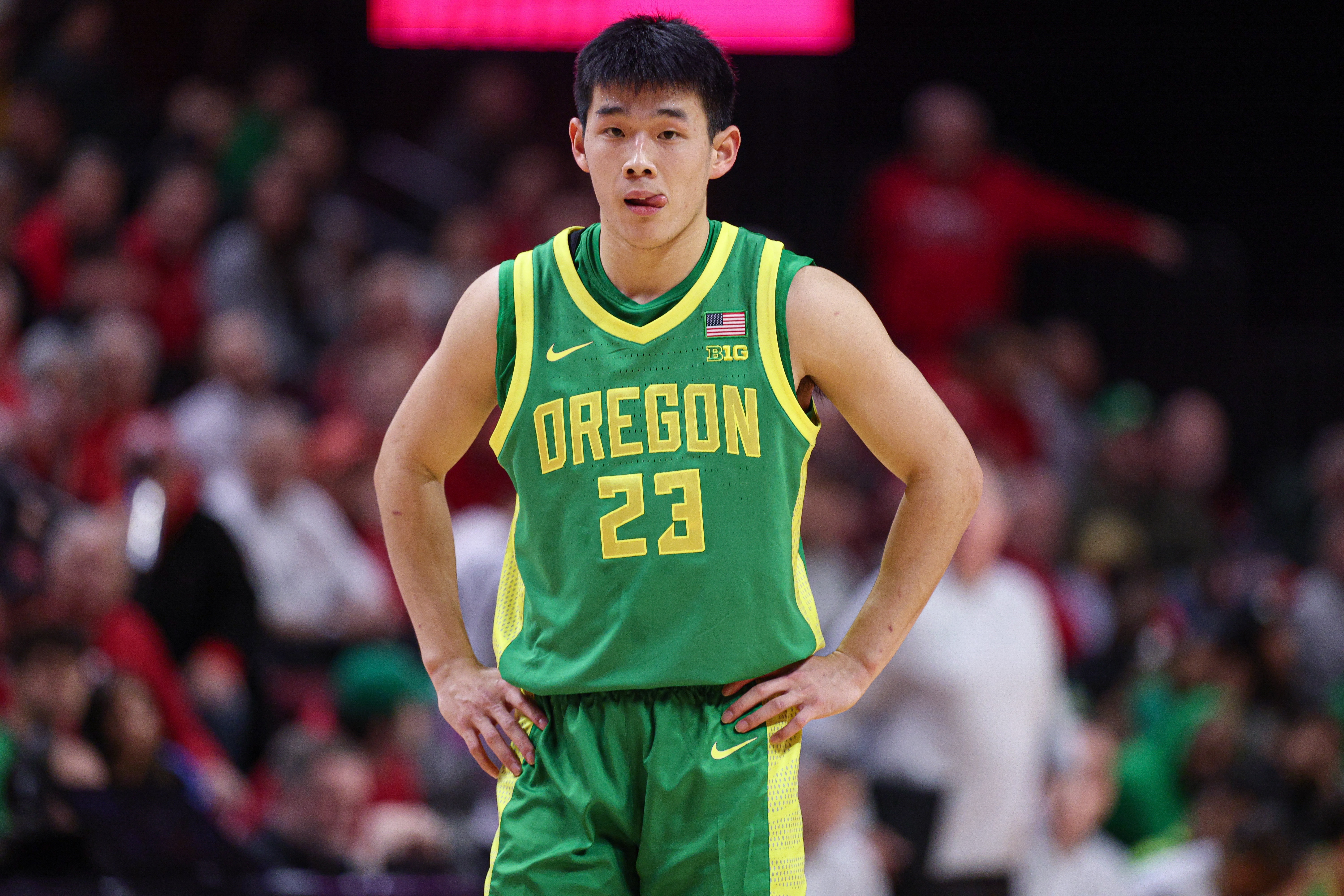 [球迷报道]媒体人：林葳数据不错但实际打得差劲 进1个球 防守端能送人家3个(图1)